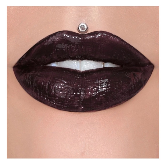 IN A DARK‎ PLACE New in Box Jeffree Star Supreme Gloss Deep Purple Gray Tones - Picture 1 of 8